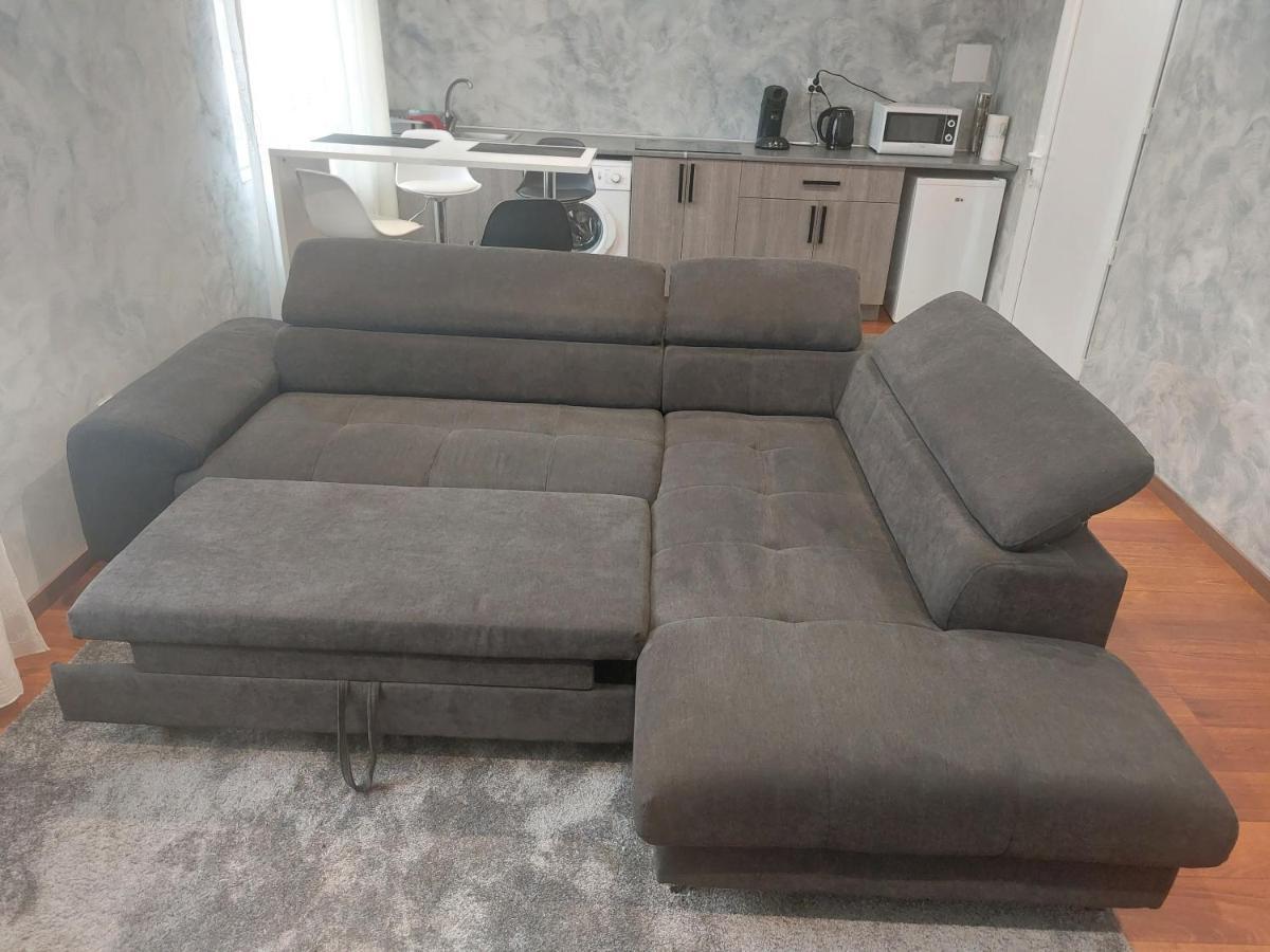 Famille House 101 Apartment