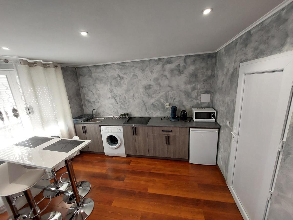 Famille House 101 Apartment *